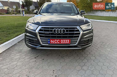 Позашляховик / Кросовер Audi Q5 2018 в 