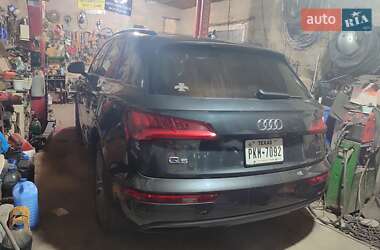 Внедорожник / Кроссовер Audi Q5 2020 в 