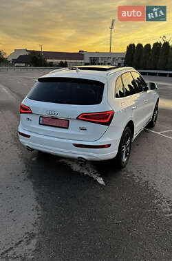 Позашляховик / Кросовер Audi Q5 2016 в 