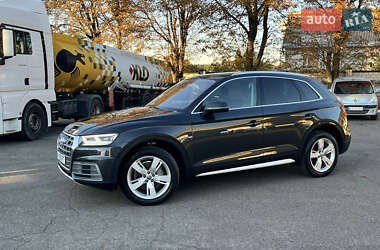 Позашляховик / Кросовер Audi Q5 2017 в 