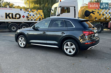 Позашляховик / Кросовер Audi Q5 2017 в 
