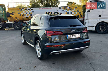 Позашляховик / Кросовер Audi Q5 2017 в 