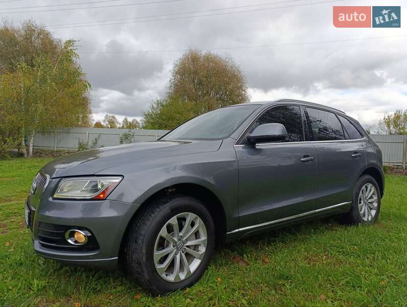 Позашляховик / Кросовер Audi Q5 2012 в Володимирі