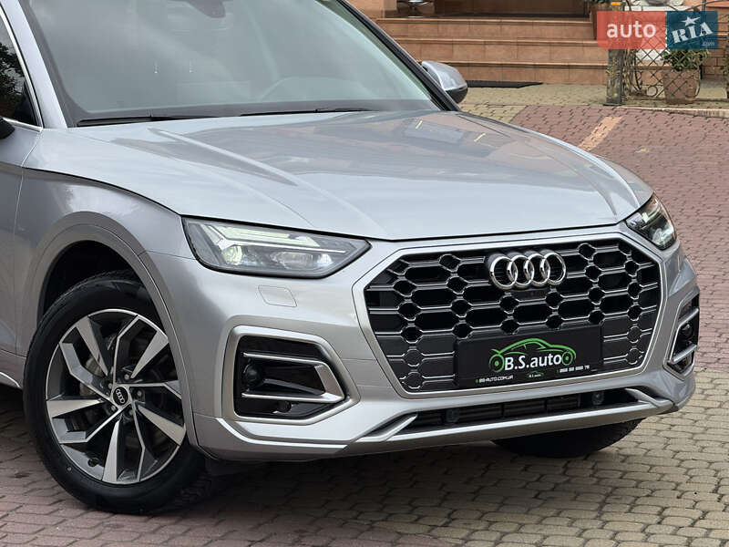 Внедорожник / Кроссовер Audi Q5 2021 в Мукачево