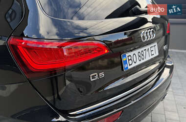 Позашляховик / Кросовер Audi Q5 2016 в 