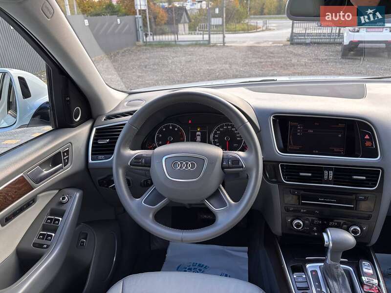 Внедорожник / Кроссовер Audi Q5 2017 в Львове