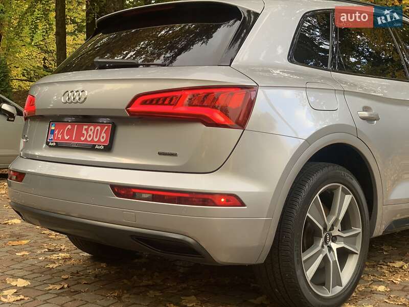 Внедорожник / Кроссовер Audi Q5 2018 в Дрогобыче