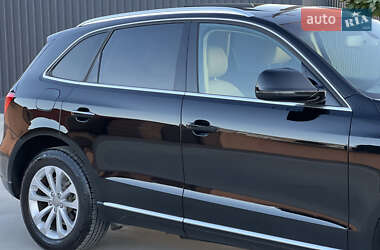Внедорожник / Кроссовер Audi Q5 2015 в 