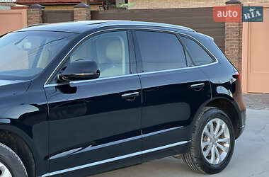 Внедорожник / Кроссовер Audi Q5 2015 в 