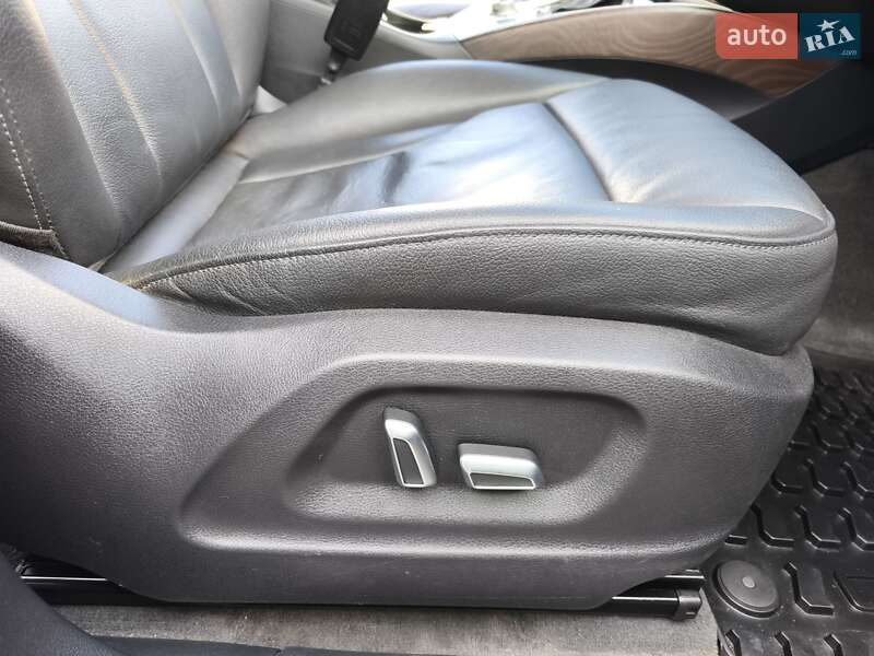 Позашляховик / Кросовер Audi Q5 2015 в Дніпрі