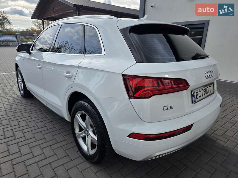 Внедорожник / Кроссовер Audi Q5 2017 в Коломые