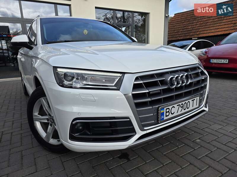 Внедорожник / Кроссовер Audi Q5 2017 в Коломые