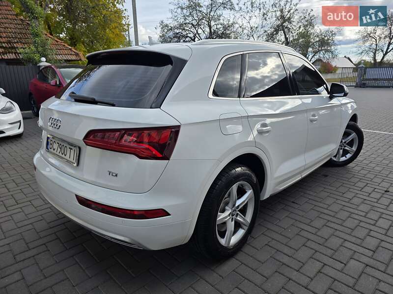 Внедорожник / Кроссовер Audi Q5 2017 в Коломые