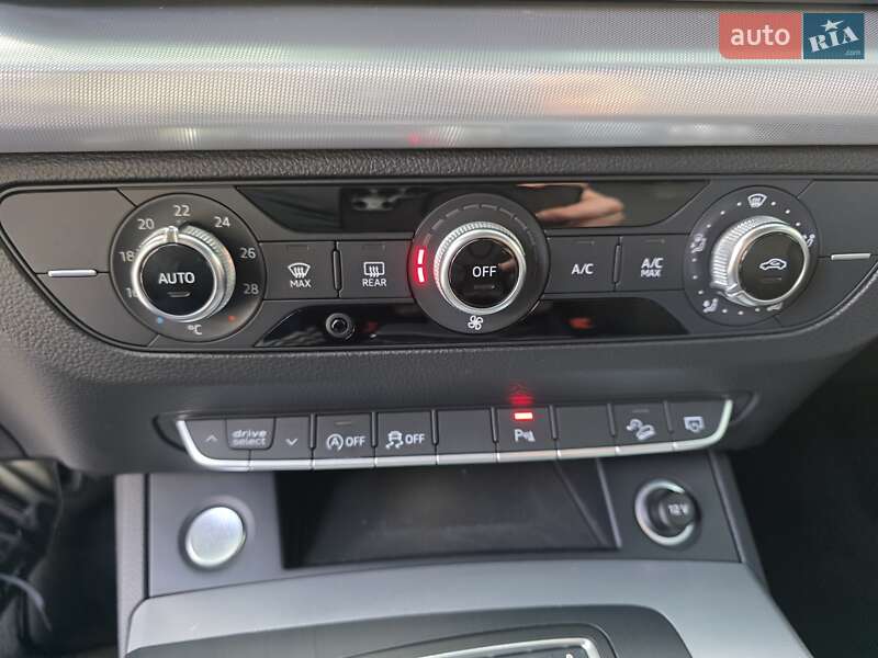 Внедорожник / Кроссовер Audi Q5 2017 в Коломые