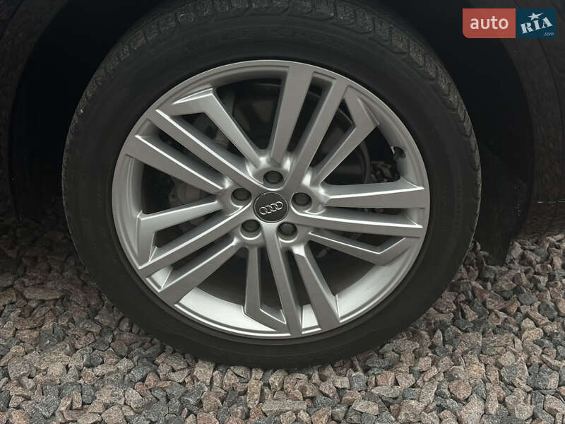 Внедорожник / Кроссовер Audi Q5 2018 в Киеве фото 31 Внедорожник / Кроссовер Audi Q5 2018 в Киеве