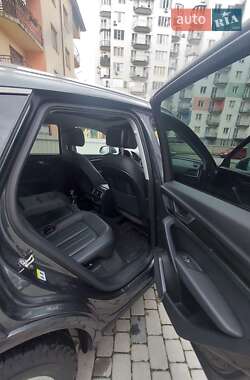 Позашляховик / Кросовер Audi Q5 2018 в 