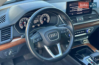 Позашляховик / Кросовер Audi Q5 2022 в  фото 9 Позашляховик / Кросовер Audi Q5 2022 в