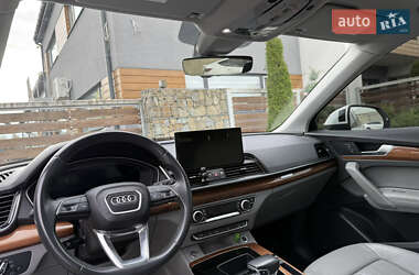 Внедорожник / Кроссовер Audi Q5 2022 в 