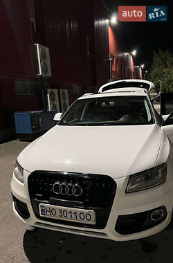 Внедорожник / Кроссовер Audi Q5 2016 в 