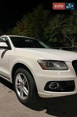Внедорожник / Кроссовер Audi Q5 2016 в 