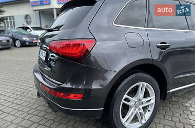 Позашляховик / Кросовер Audi Q5 2016 в 