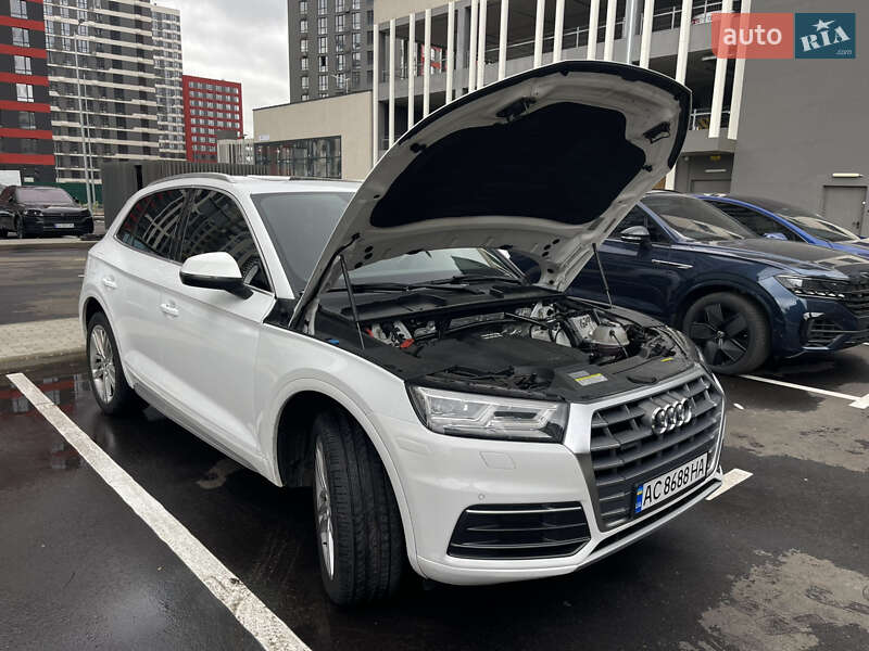 Позашляховик / Кросовер Audi Q5 2017 в Києві фото 15 Позашляховик / Кросовер Audi Q5 2017 в Києві