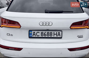 Позашляховик / Кросовер Audi Q5 2017 в Києві