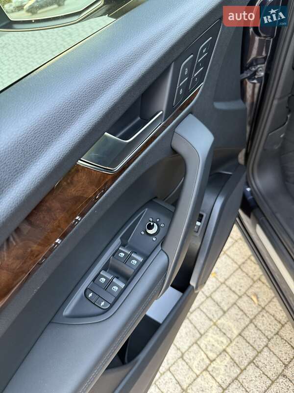 Позашляховик / Кросовер Audi Q5 2020 в Львові