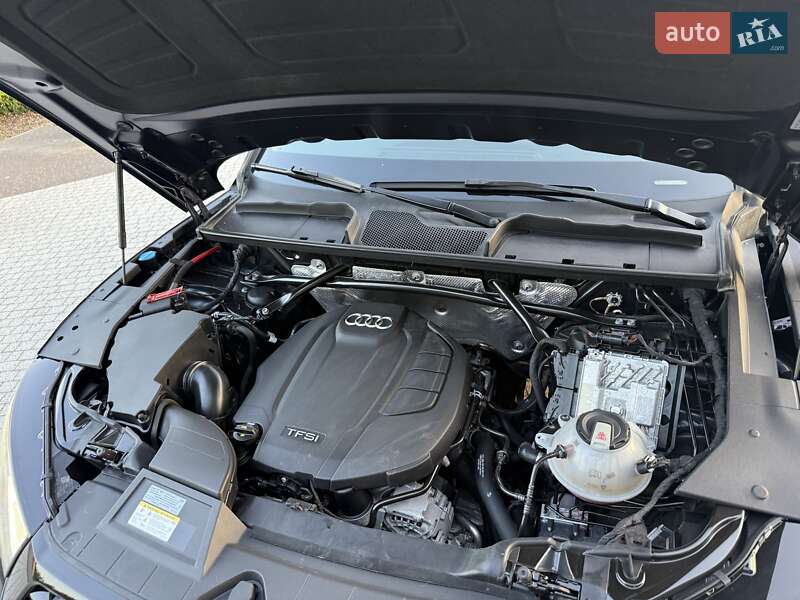 Позашляховик / Кросовер Audi Q5 2020 в Львові
