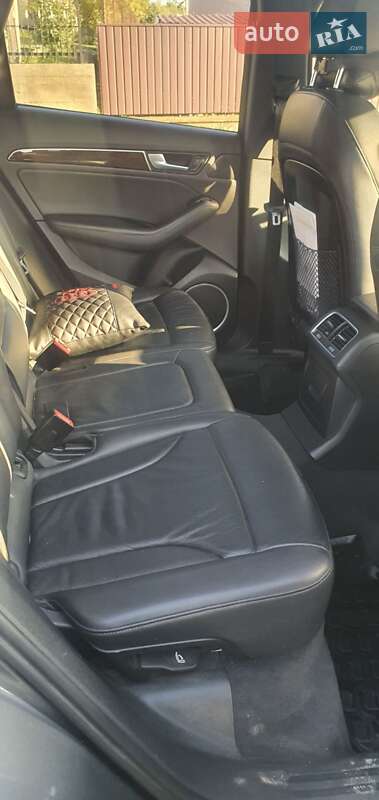 Внедорожник / Кроссовер Audi Q5 2016 в Черновцах