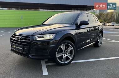Внедорожник / Кроссовер Audi Q5 2019 в Киеве