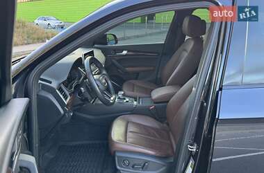 Внедорожник / Кроссовер Audi Q5 2019 в 