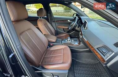 Внедорожник / Кроссовер Audi Q5 2019 в 