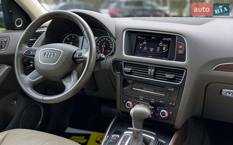 Позашляховик / Кросовер Audi Q5 2014 в Львові