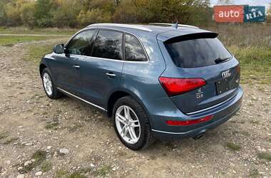 Позашляховик / Кросовер Audi Q5 2016 в 