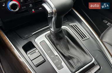 Внедорожник / Кроссовер Audi Q5 2012 в 