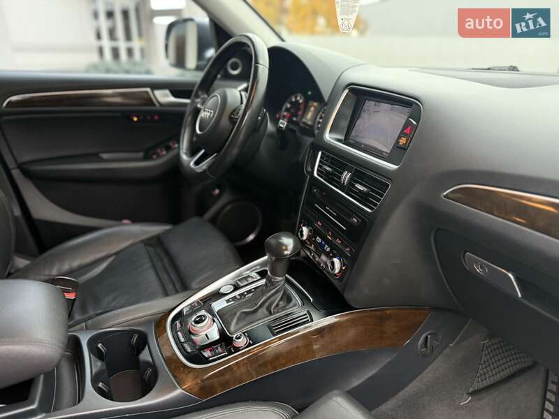 Позашляховик / Кросовер Audi Q5 2013 в Чернівцях фото 3 Позашляховик / Кросовер Audi Q5 2013 в Чернівцях
