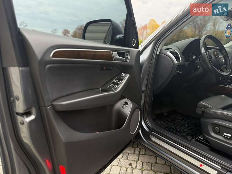 Позашляховик / Кросовер Audi Q5 2013 в Чернівцях фото 26 Позашляховик / Кросовер Audi Q5 2013 в Чернівцях