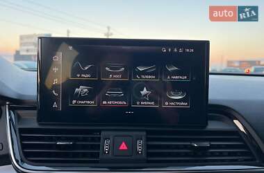 Внедорожник / Кроссовер Audi Q5 2022 в Львове