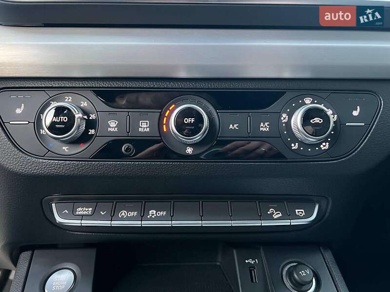 Внедорожник / Кроссовер Audi Q5 2022 в Львове
