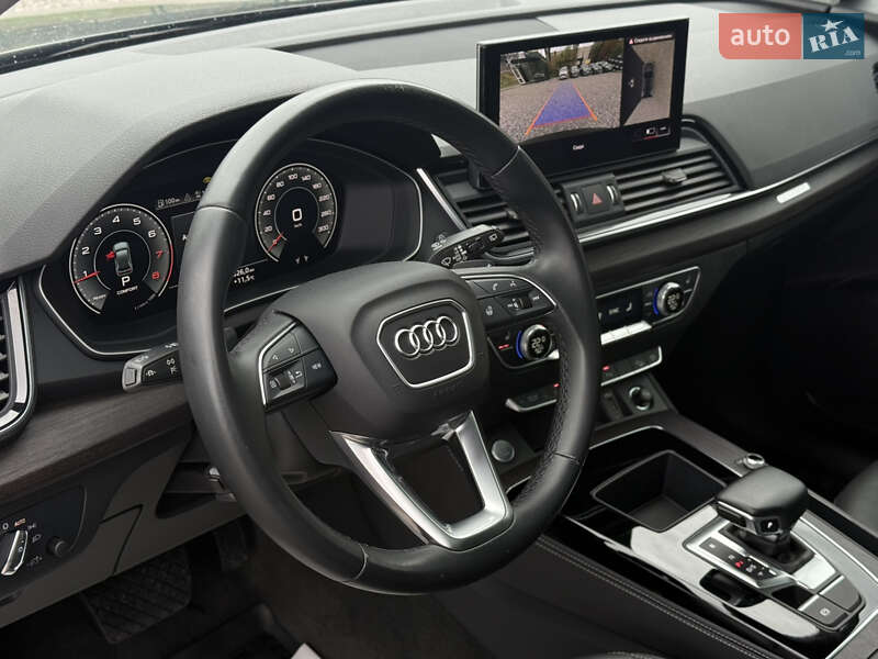 Позашляховик / Кросовер Audi Q5 2021 в Києві фото 35 Позашляховик / Кросовер Audi Q5 2021 в Києві