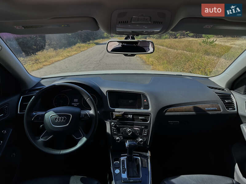 Внедорожник / Кроссовер Audi Q5 2014 в Кременчуге