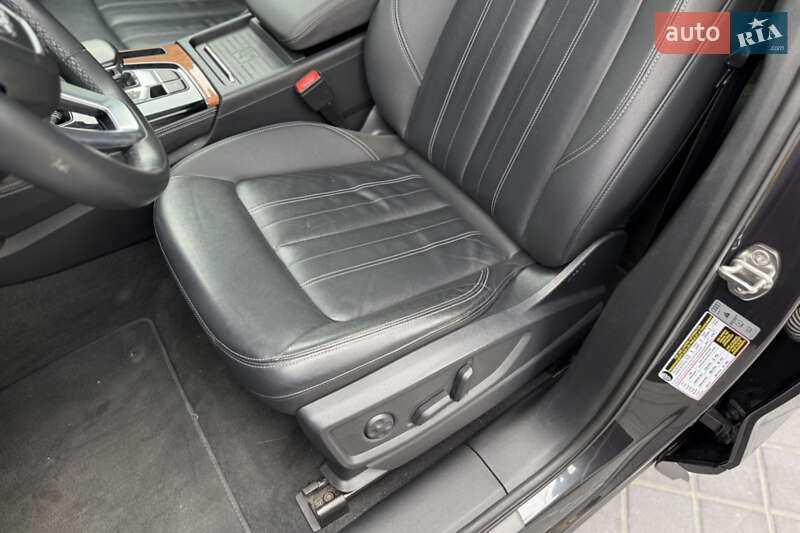 Внедорожник / Кроссовер Audi Q5 2020 в Львове