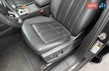 Внедорожник / Кроссовер Audi Q5 2020 в 
