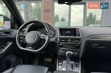 Внедорожник / Кроссовер Audi Q5 2016 в 