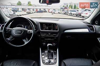 Внедорожник / Кроссовер Audi Q5 2015 в 
