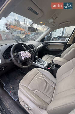 Позашляховик / Кросовер Audi Q5 2014 в 