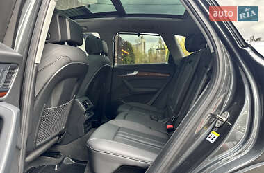 Позашляховик / Кросовер Audi Q5 2021 в  фото 25 Позашляховик / Кросовер Audi Q5 2021 в
