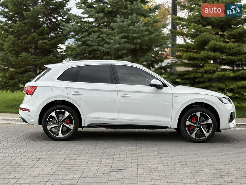 Позашляховик / Кросовер Audi Q5 2023 в Одесі
