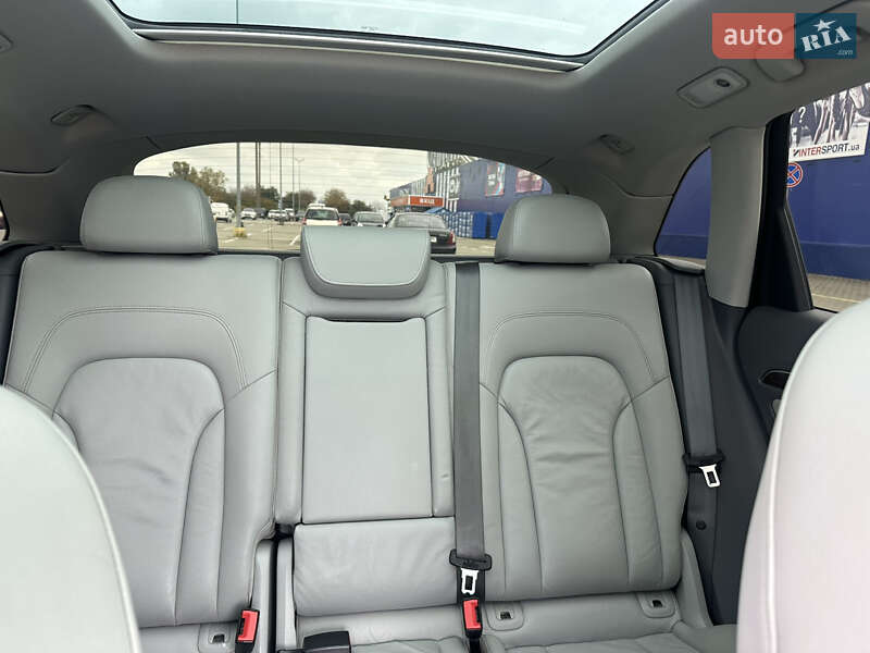 Внедорожник / Кроссовер Audi Q5 2015 в Нововолынске фото 20 Внедорожник / Кроссовер Audi Q5 2015 в Нововолынске